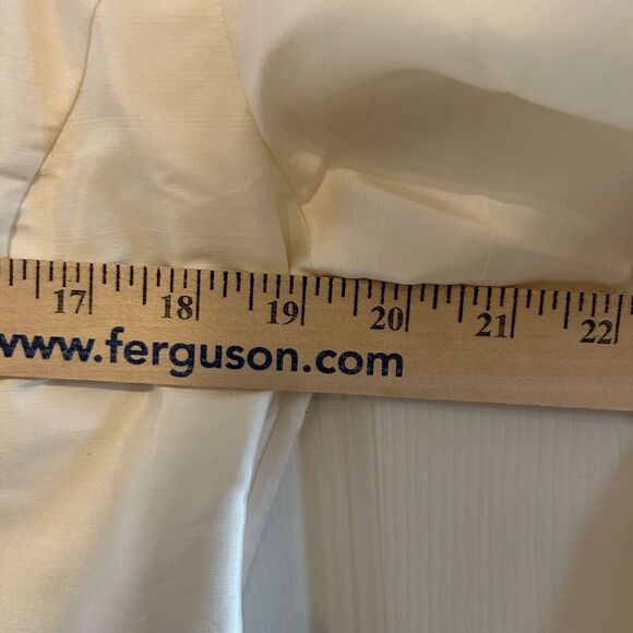 Ann Taylor 100% Silk Embroidered Cuff Sleeve Tunic White Blouse 10 New - Picture 9 of 10